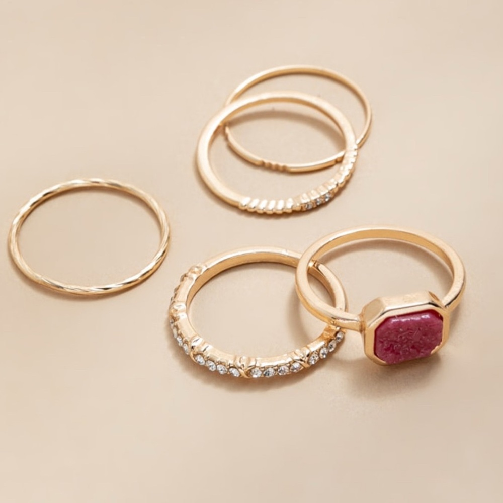 New Francesca’s Kim Mixed Style Ring Set - Picture 3 of 5